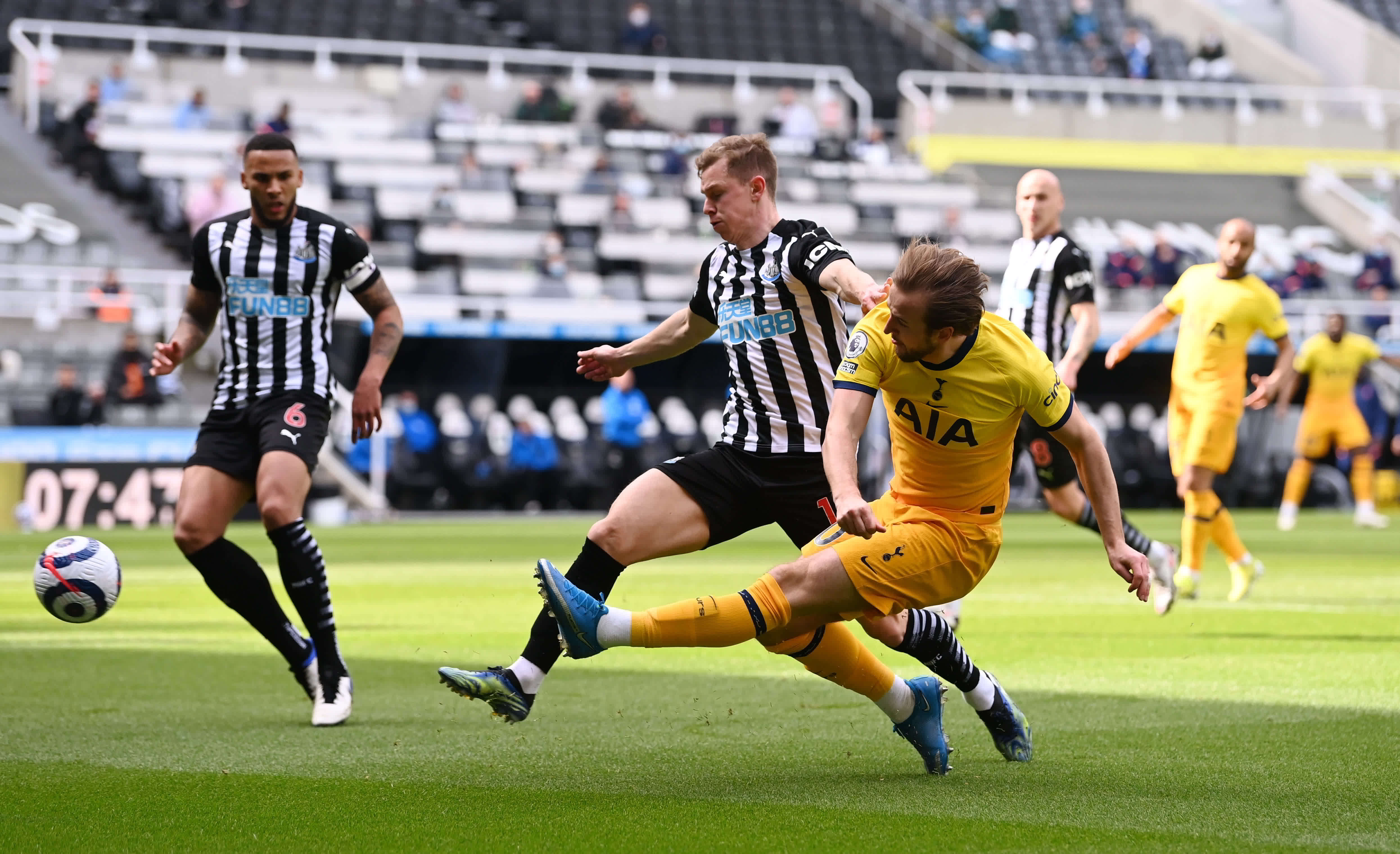 通过与世界 通过与世界